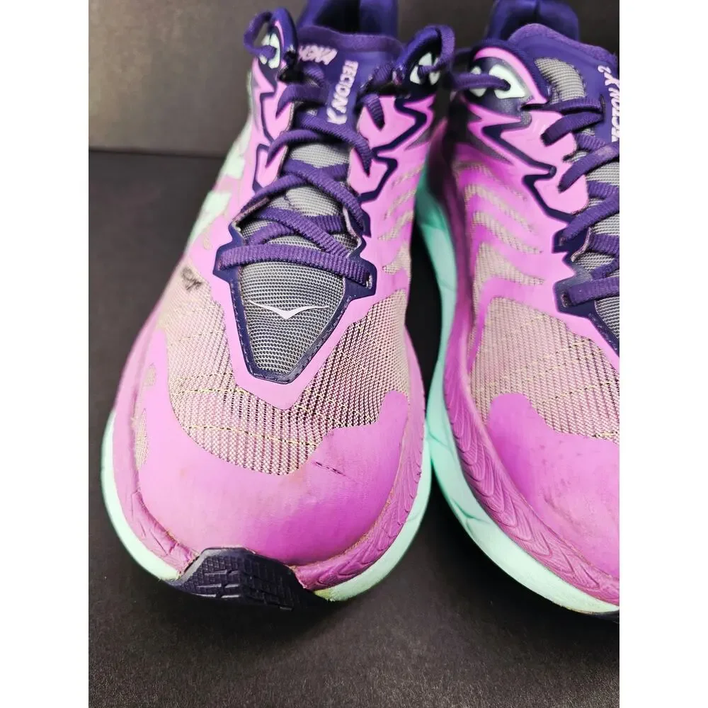 Hoka Women 8.5 Comfy footwear